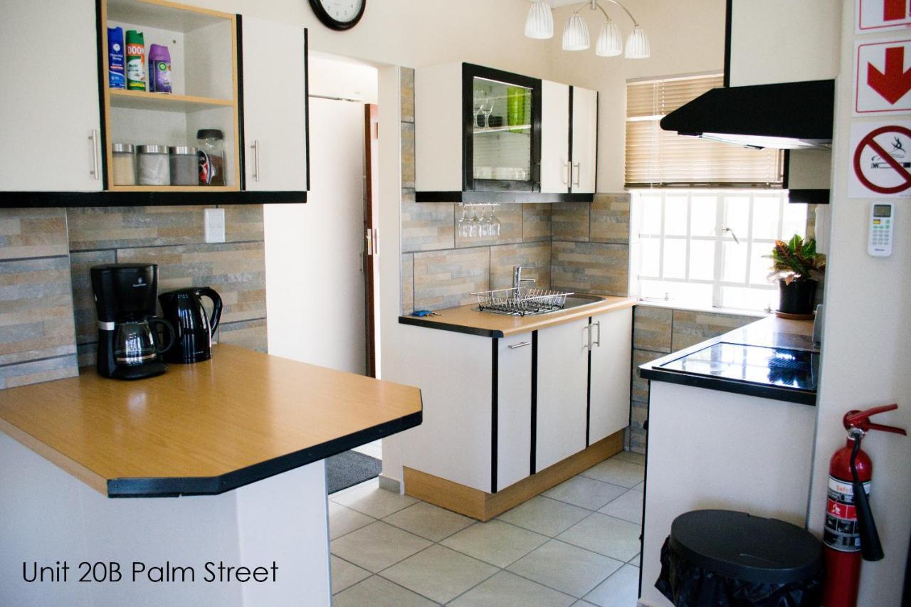 Bateleur Self Catering Cc Apartment Windhoek Bagian luar foto