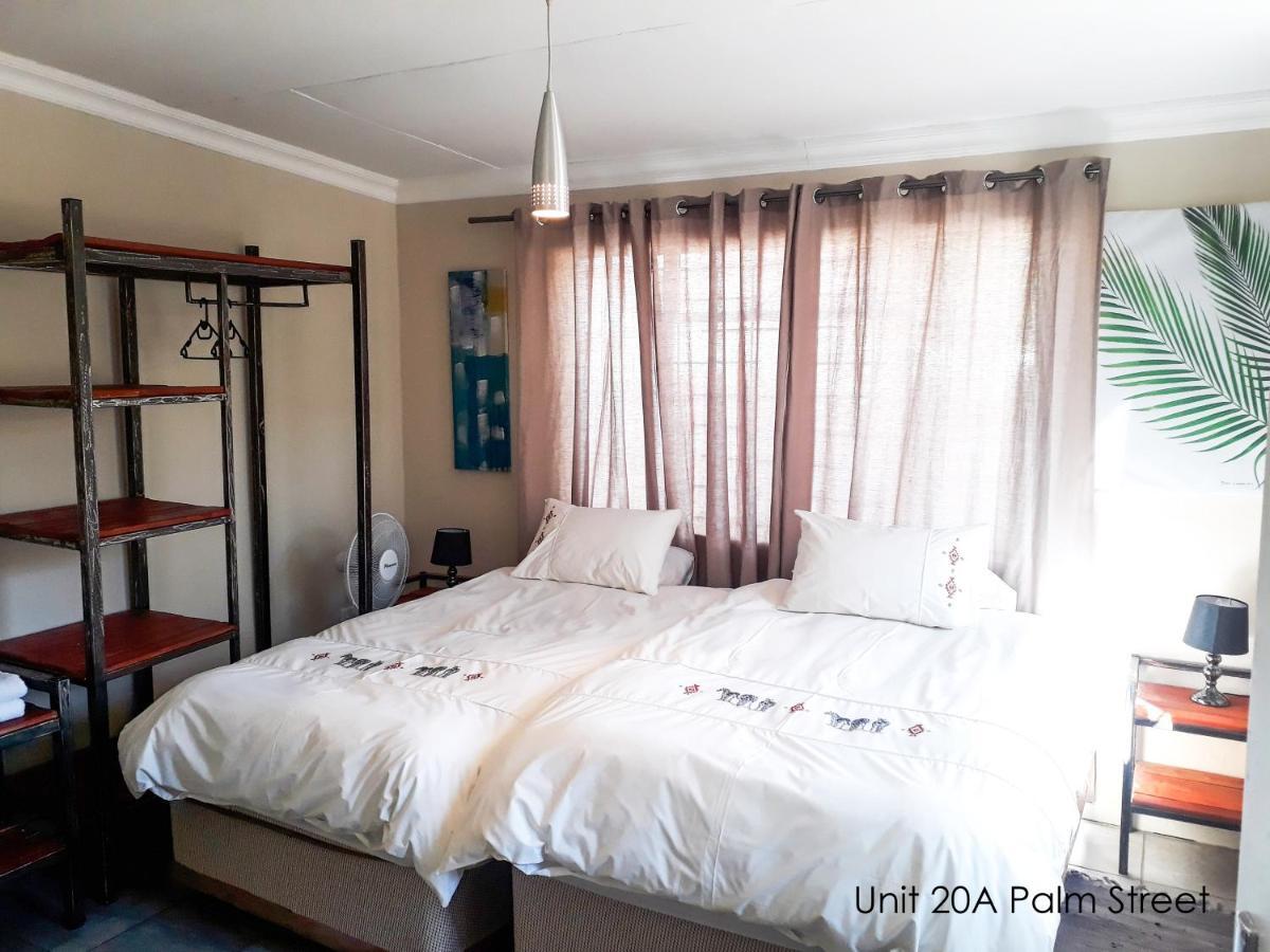 Bateleur Self Catering Cc Apartment Windhoek Bagian luar foto